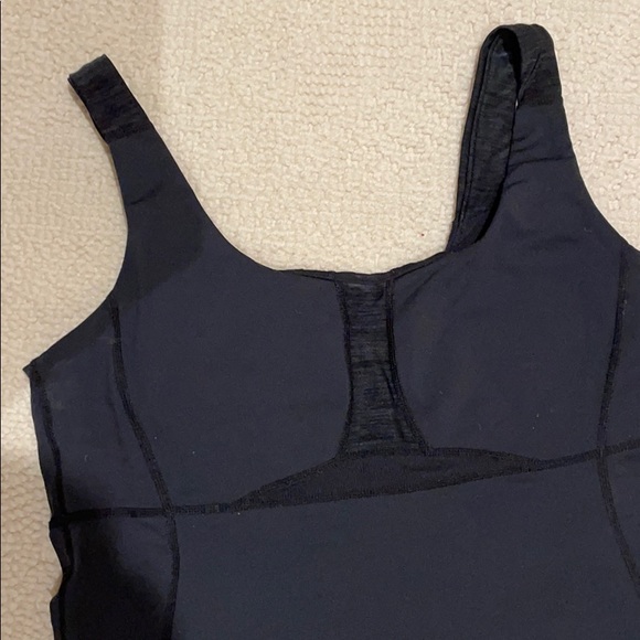 Lulumon Black Workout Tank Top - Picture 4 of 4